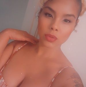 Meet your Posher, Alexus